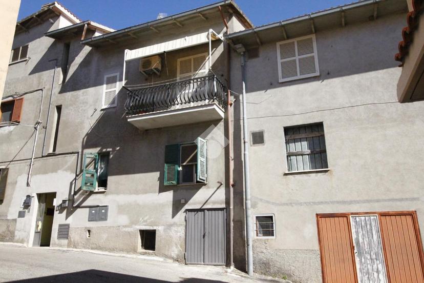 Bilocale in Via Piave 41, Canino — foto 2 di 5