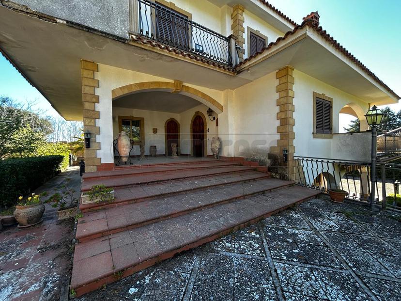 Villa in Via Luigi Russo 36, Caltanissetta — foto 3 di 5