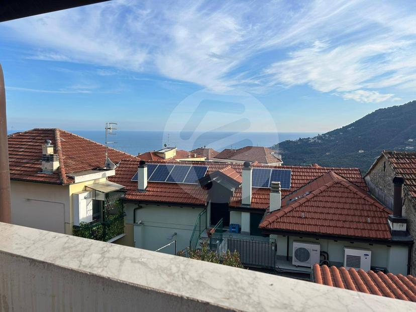 Loft in Via Vincenzo Pelle, Alassio — foto 4 di 5