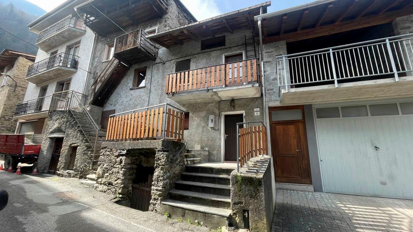 Casa indipendente in Via Rocchi, Colorina — foto 2 di 5