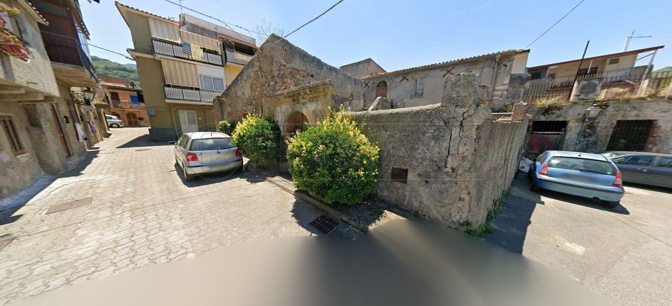 Rustico in Via Zara 37, Saponara