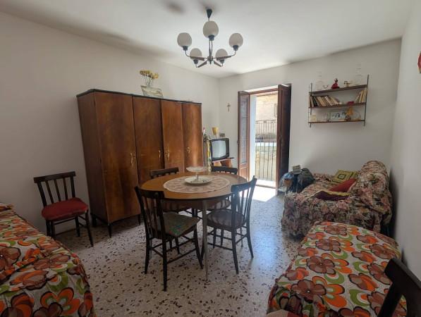 Terratetto unifamiliare in Via New York, Montalbano Elicona