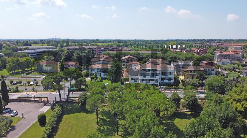 Appartamento in Via Agello 96, Desenzano del Garda — foto 2 di 5
