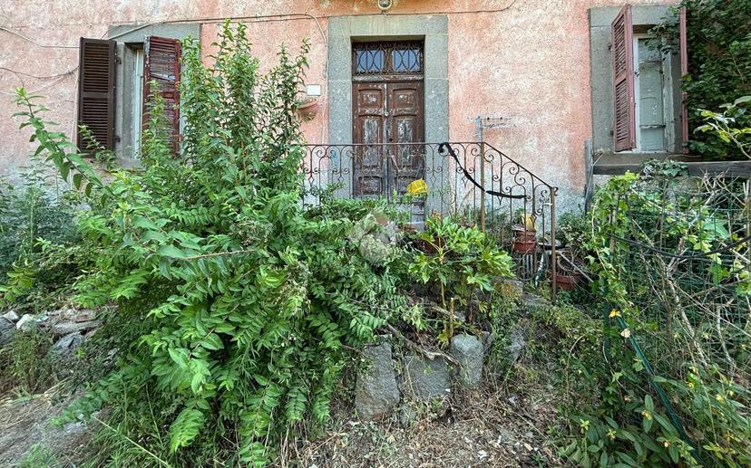 Villa in Piazza Donna Olimpia 16, Viterbo — foto 2 di 5