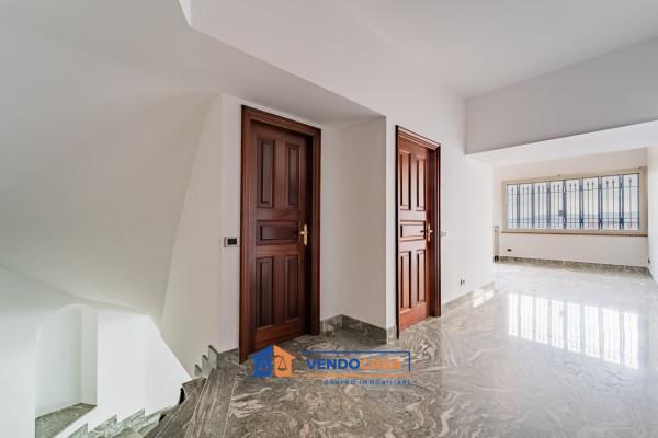 Villa in Via Giovanni Lanfranco, Albisola Superiore