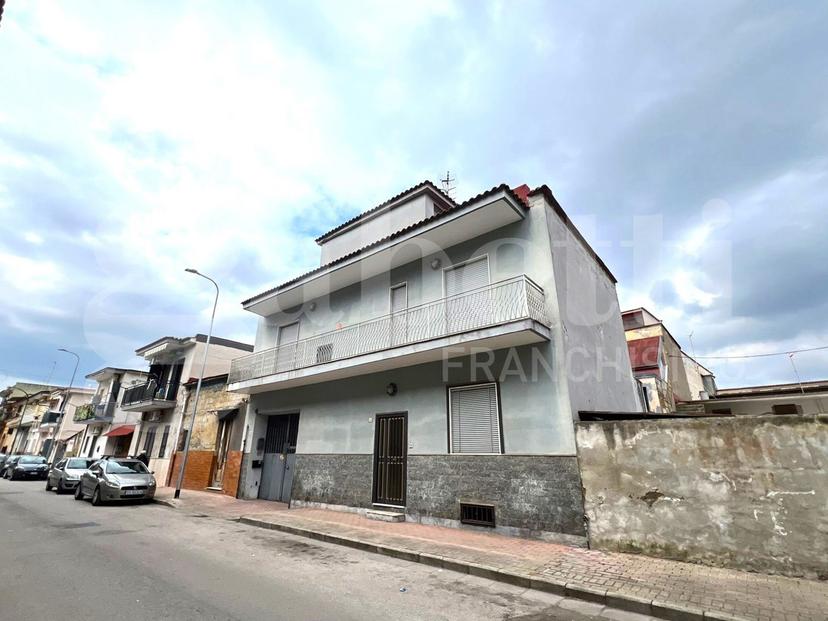 Appartamento in Via Capitano Pasquale Silvestro 42, Arzano — foto 4 di 5