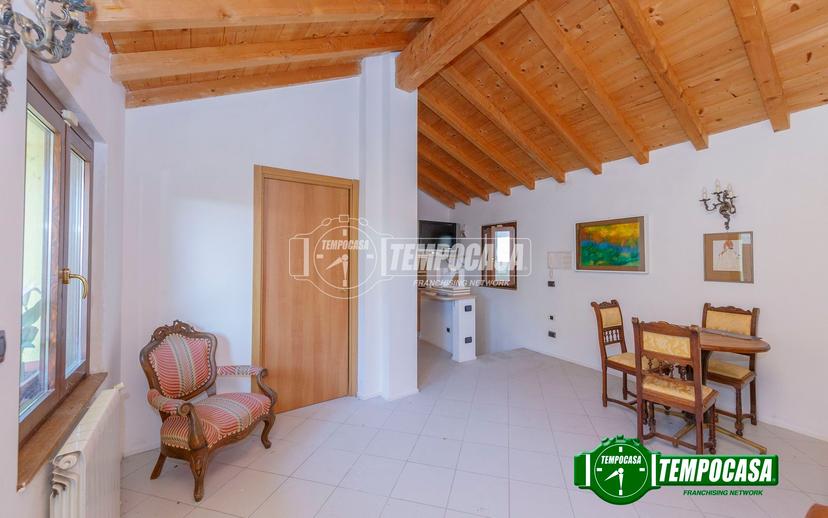 Casa indipendente in Vicolo Giuseppe Mazzini, Trovo — foto 3 di 5
