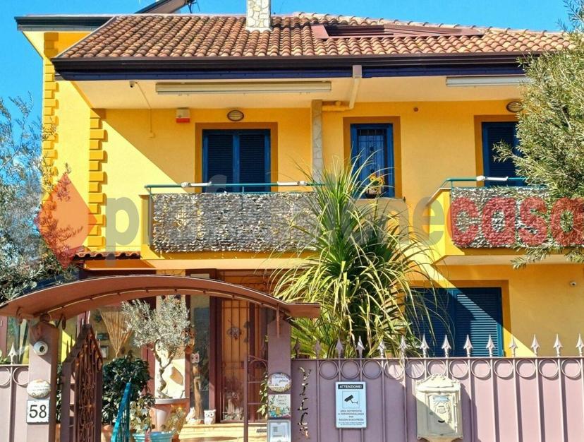 Villa in Via Malche 58, Giffoni Sei Casali — foto 2 di 5