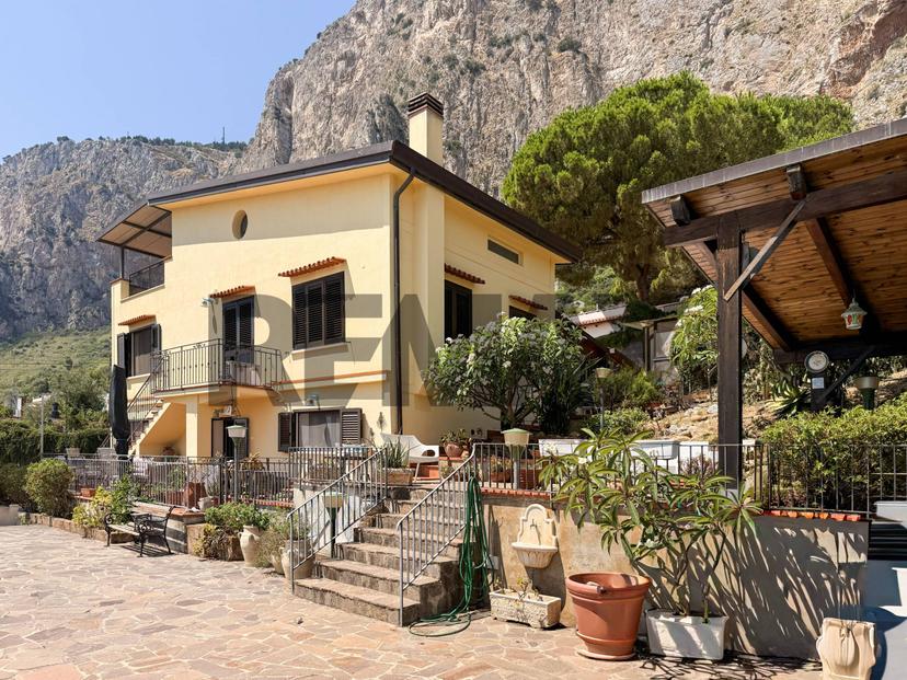 Villa in Lungomare Cristoforo Colombo 846, Palermo