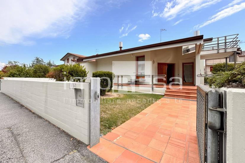 Villa in Viale Libertà, Silea — foto 4 di 5