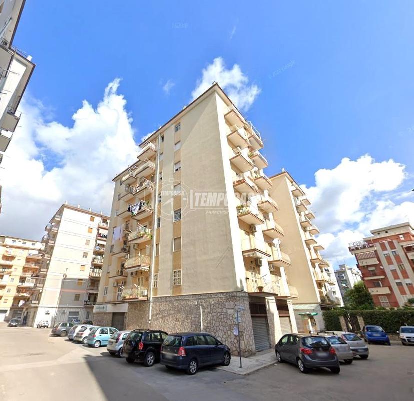 Trilocale in Via Vittorio Tamalio, Foggia