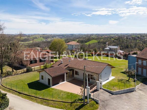 Villa in Via Luigi Einaudi 10, Valfenera