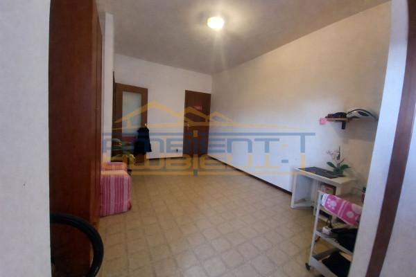 Quadrilocale in Via Giuseppe Garibaldi 103, Barzanò — foto 2 di 5