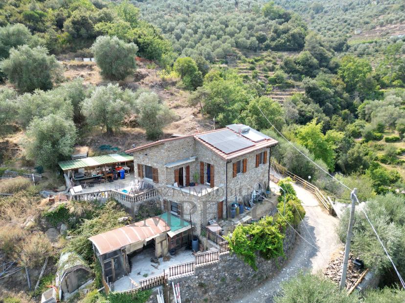 Villa in Sp68 4, Dolceacqua — foto 2 di 5