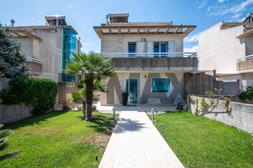 Villa in Via Palmiro Togliatti 46/a, Ragusa — foto 3 di 5