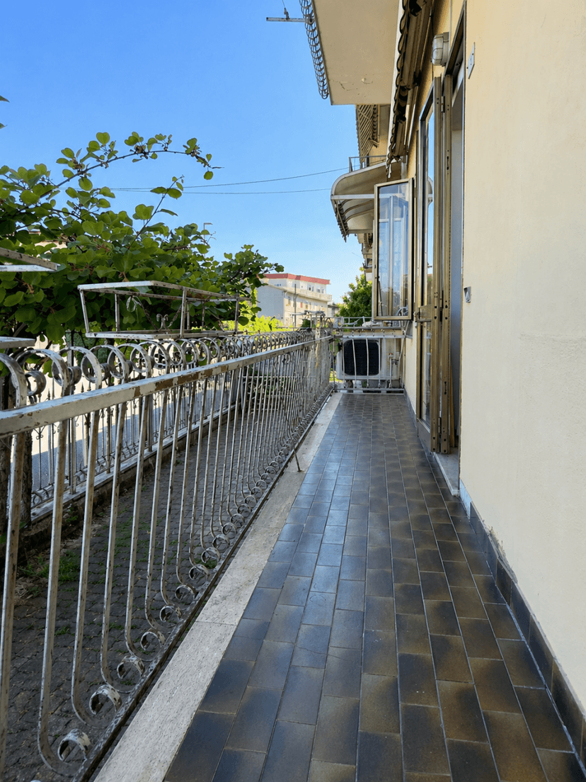Trilocale in Via Alessandro Manzoni, Rubano
