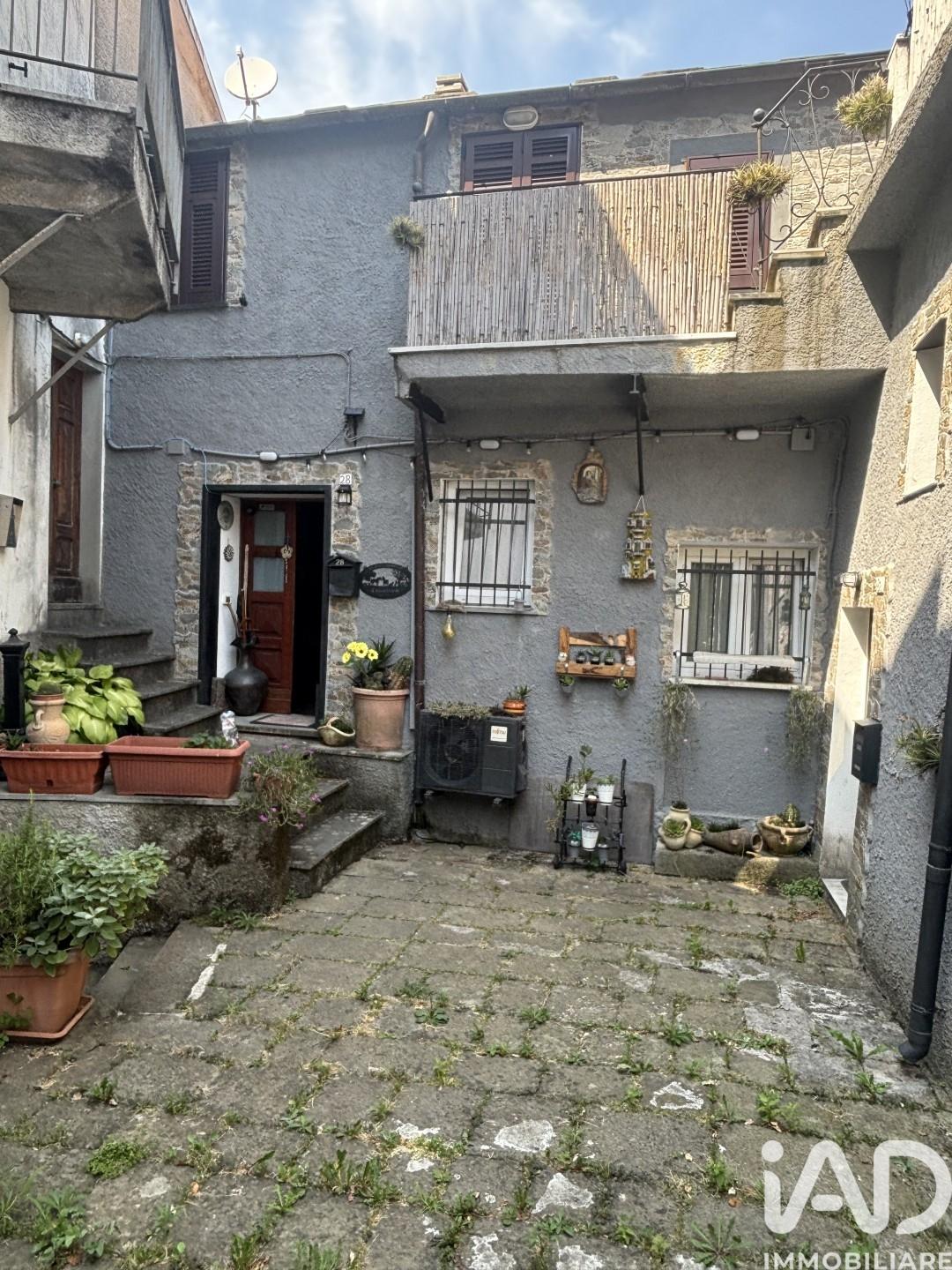 Casa indipendente in Via Liberta' 28, Carro