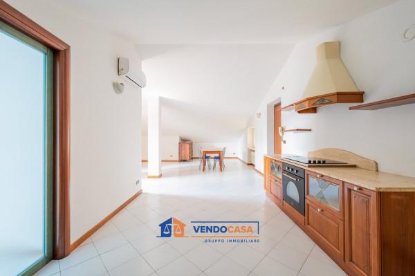 Mansarda in Strada Lea di Breolungi 2, Mondovì — foto 4 di 5