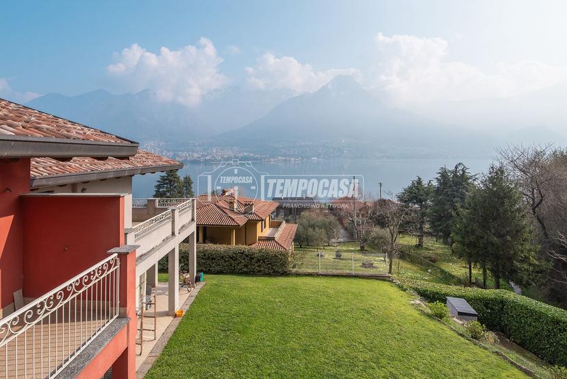 Villa in Via Privata Monsignor Giorgio Zunini, Oliveto Lario — foto 2 di 5