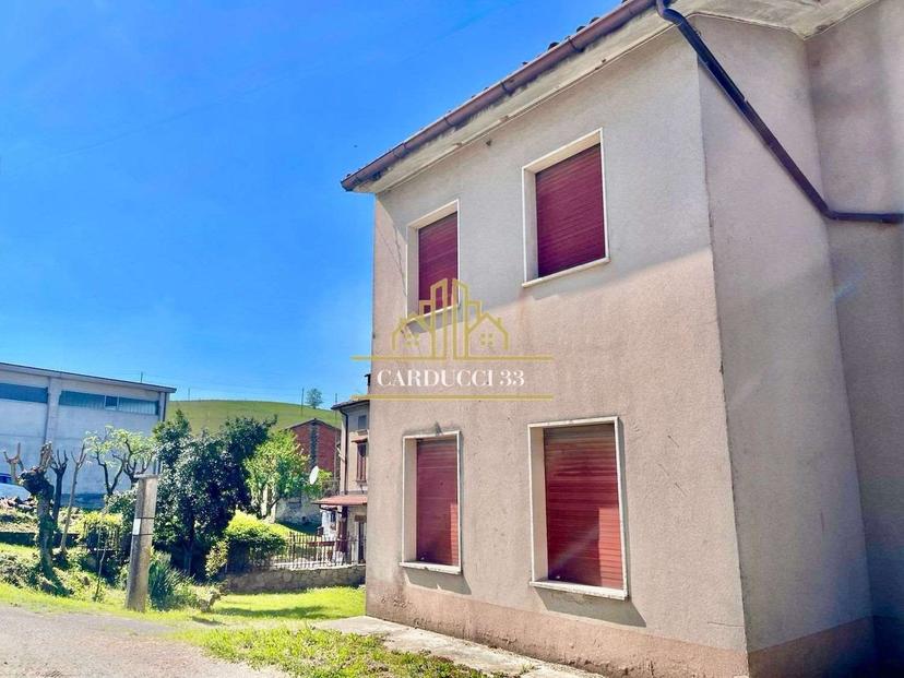 Villa unifamiliare, Colli Verdi — foto 2 di 5