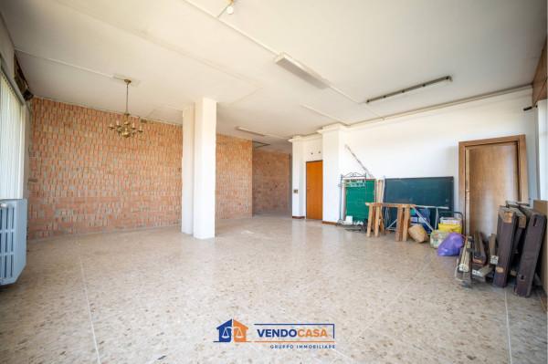 Quadrilocale in Via Camillo Benso di Cavour 105, Borgo San Dalmazzo