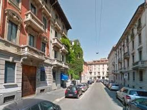 Attico in Via Giovanni Cantoni, Milano