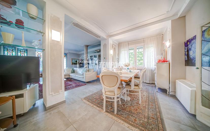 Villa in Via Giuseppe Verdi, Borgomanero — foto 2 di 5