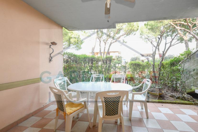 Trilocale in Via Giulio Cesare, Desenzano del Garda — foto 3 di 5