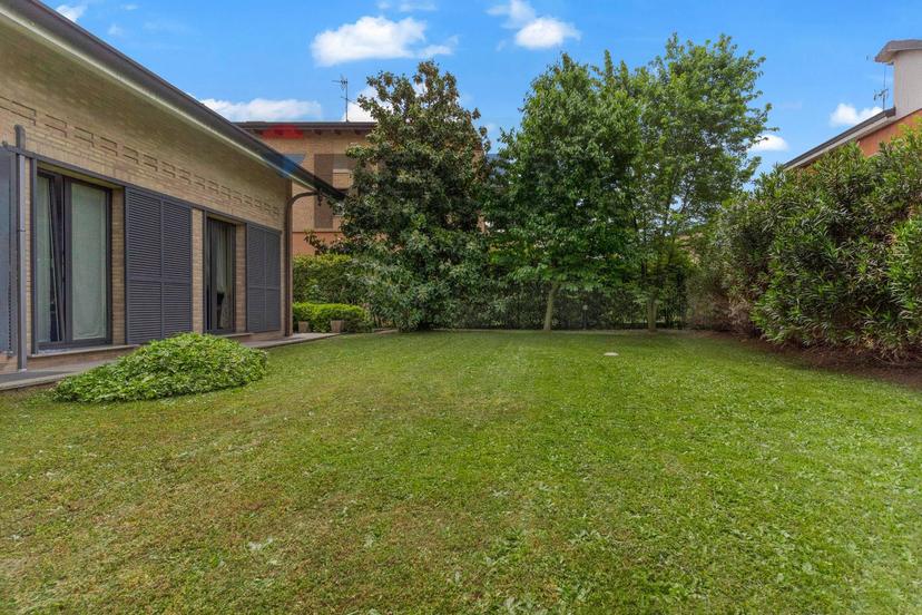 Villa in Via Ozanam 7, Paderno Dugnano — foto 4 di 5