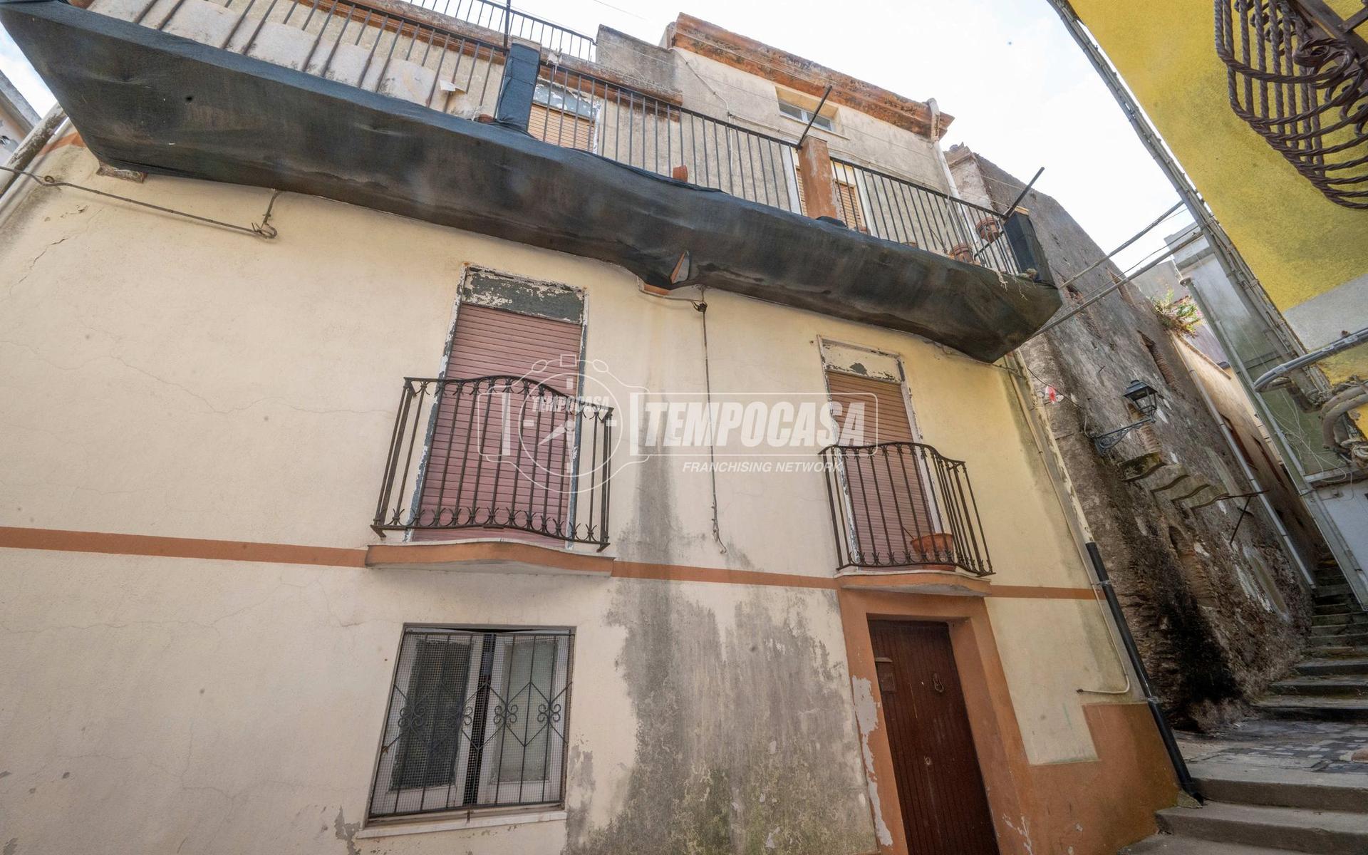 Casa indipendente in Località Altolia 5, Messina