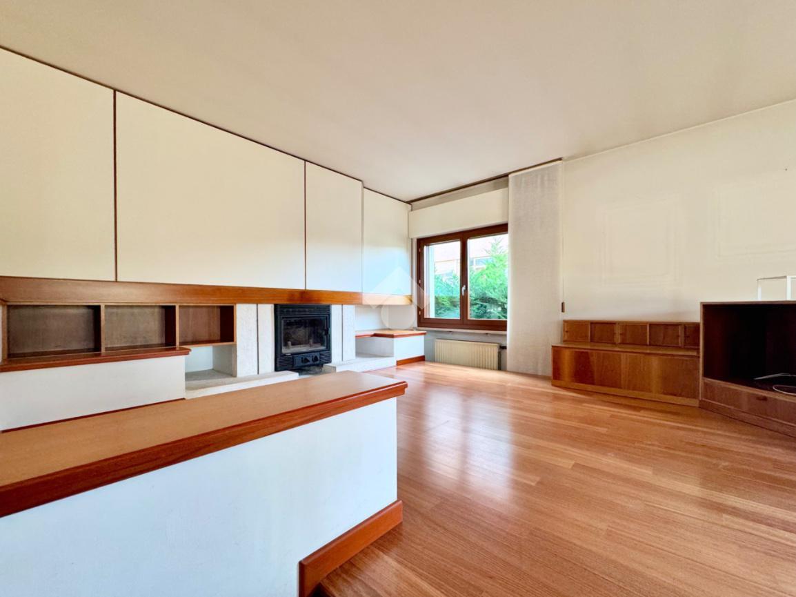 Villa in Viale delle Scuole 50, San Giovanni al Natisone