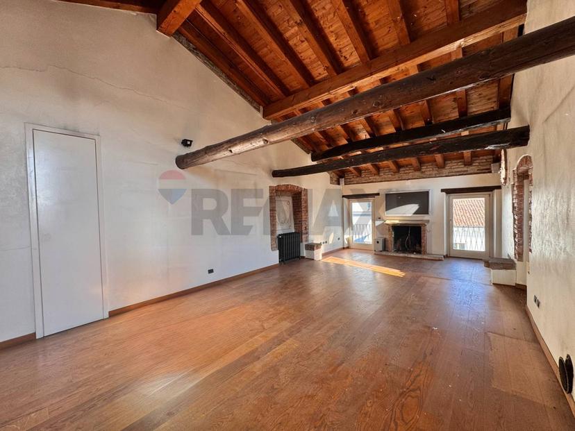 Casa indipendente in Cso Cavour 26, Brescia — foto 5 di 5