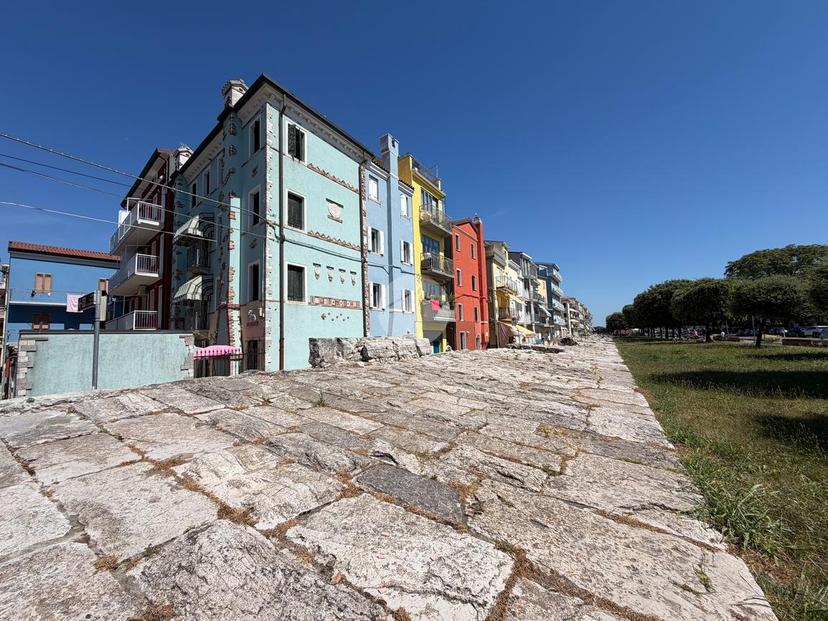 Casa indipendente in Via Sottomarina 00, Chioggia — foto 3 di 5