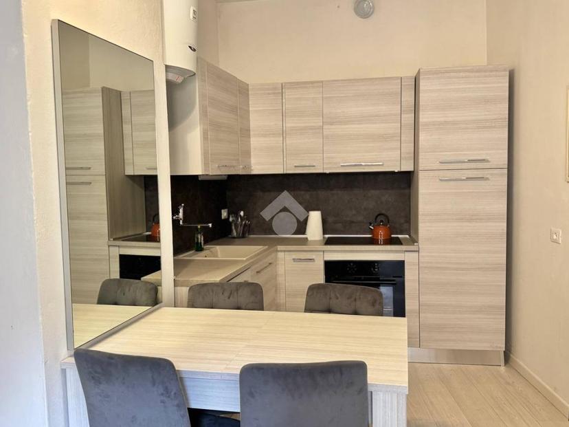 Bilocale in Vicolo Piazzola 12, Lovere — foto 2 di 5