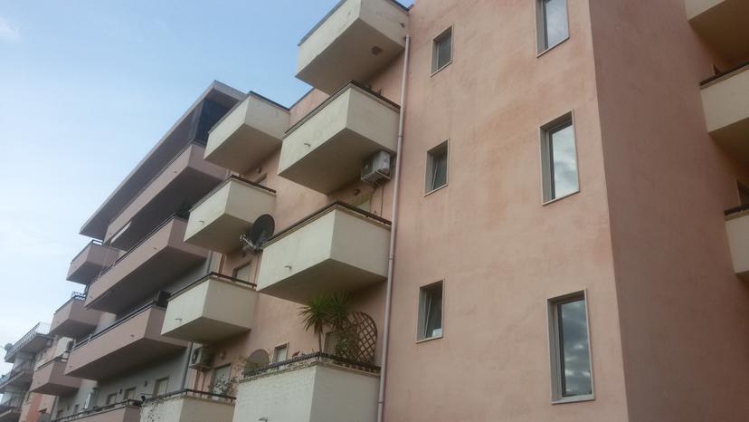 Bilocale in Via Trapezzoli Sud San Gregorio 40, Reggio di Calabria
