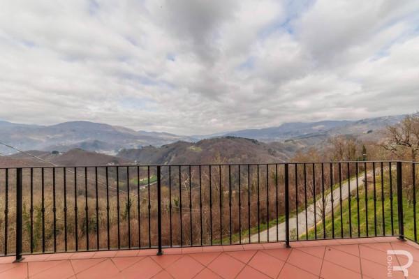 Villa a schiera in Strada Regionale della Garfagnana, Castelnuovo di Garfagnana — foto 2 di 5