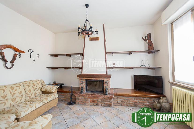 Trilocale in Via Ceresa Paolo, Ossago Lodigiano — foto 2 di 5