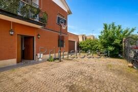 Casa indipendente in Via Milano 11, Rubiera — foto 3 di 5