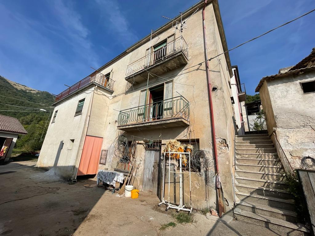 Villa a schiera, Marsico Nuovo