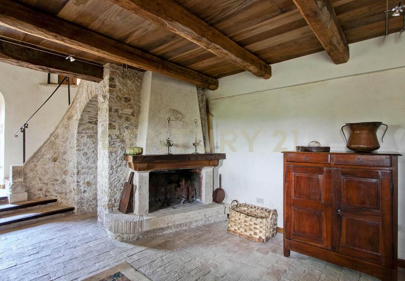 Rustico in Via Santa Vittoria, Monteleone Sabino — foto 2 di 5