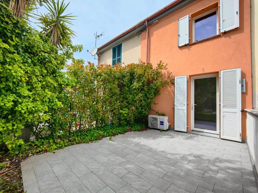 Casa indipendente in Via Balbo, San Giuliano Terme
