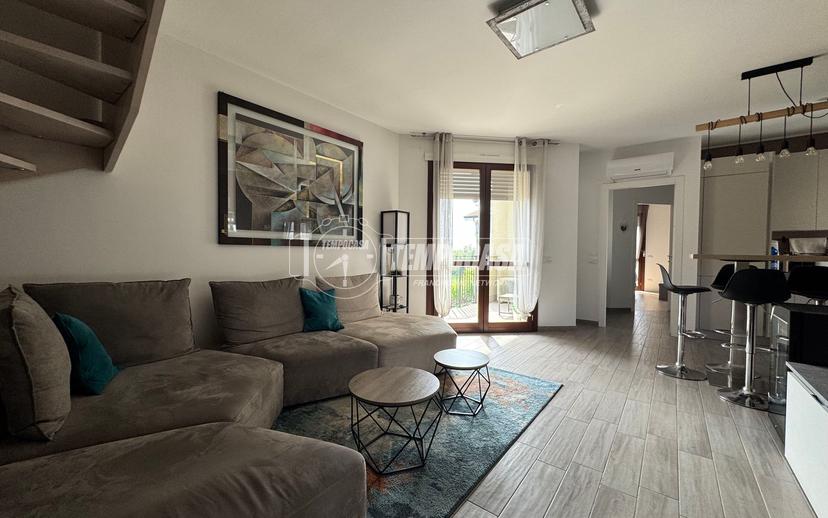 Appartamento in Via Giorgio Ambrosoli 12, Arluno — foto 3 di 5