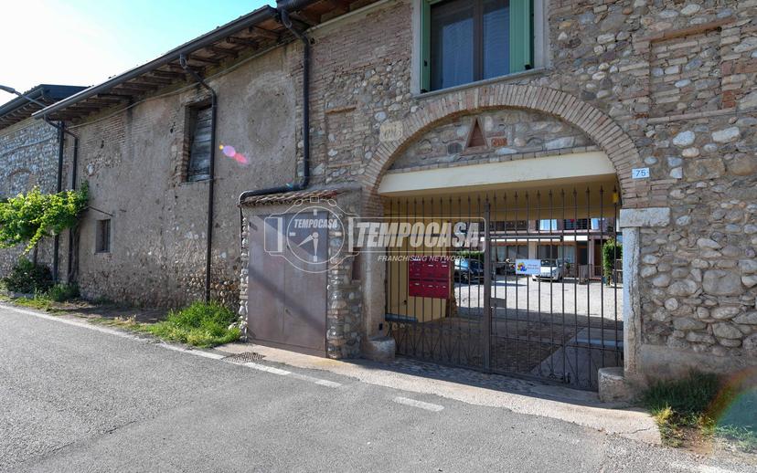 Appartamento in Via Cominello, Lonato del Garda — foto 2 di 5