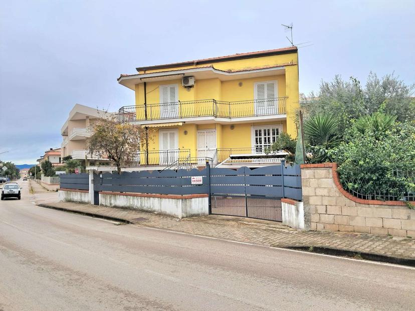 Villa unifamiliare in Via G. Merola, Sparanise — foto 5 di 5