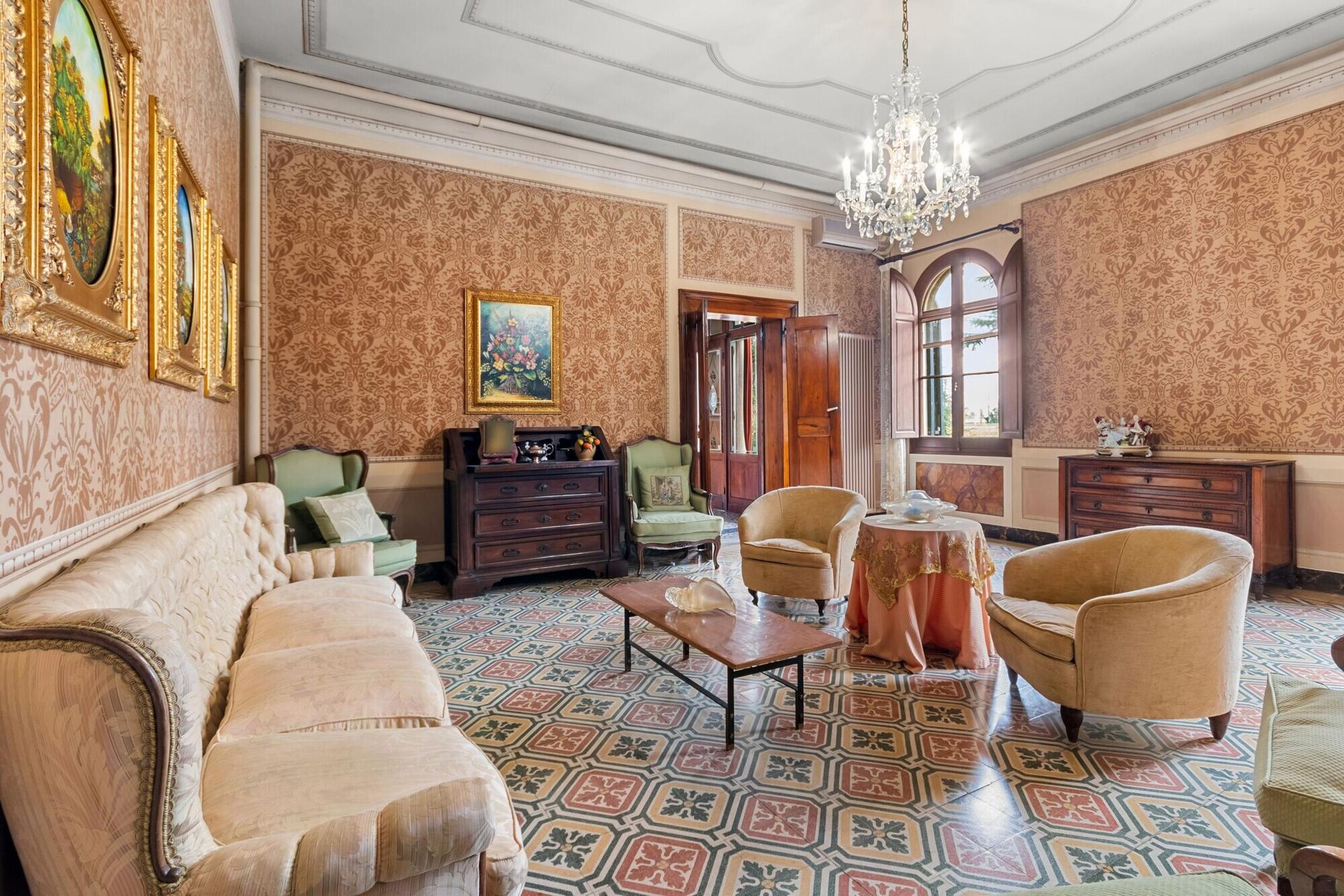 Villa unifamiliare in Via Valmolin di Mezzo 1885/a E 1939, Arquà Polesine