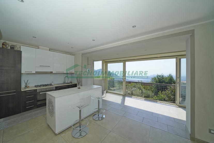 Casa indipendente, Salò — foto 3 di 5