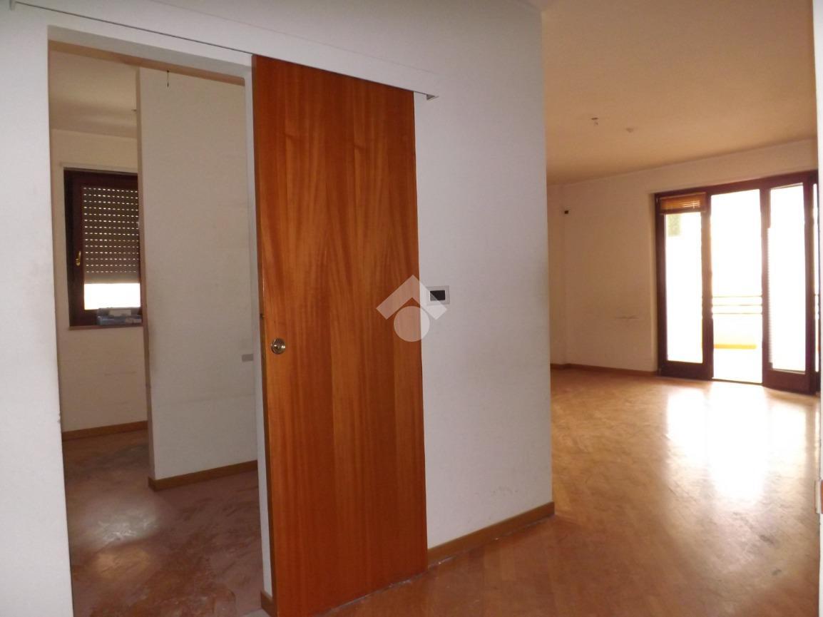 Trilocale in Via Imbriani 156, Bisceglie