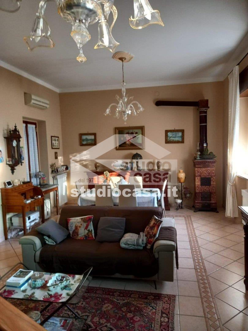 Casa indipendente in Vittorio Veneto, Santa Cristina e Bissone — foto 3 di 5