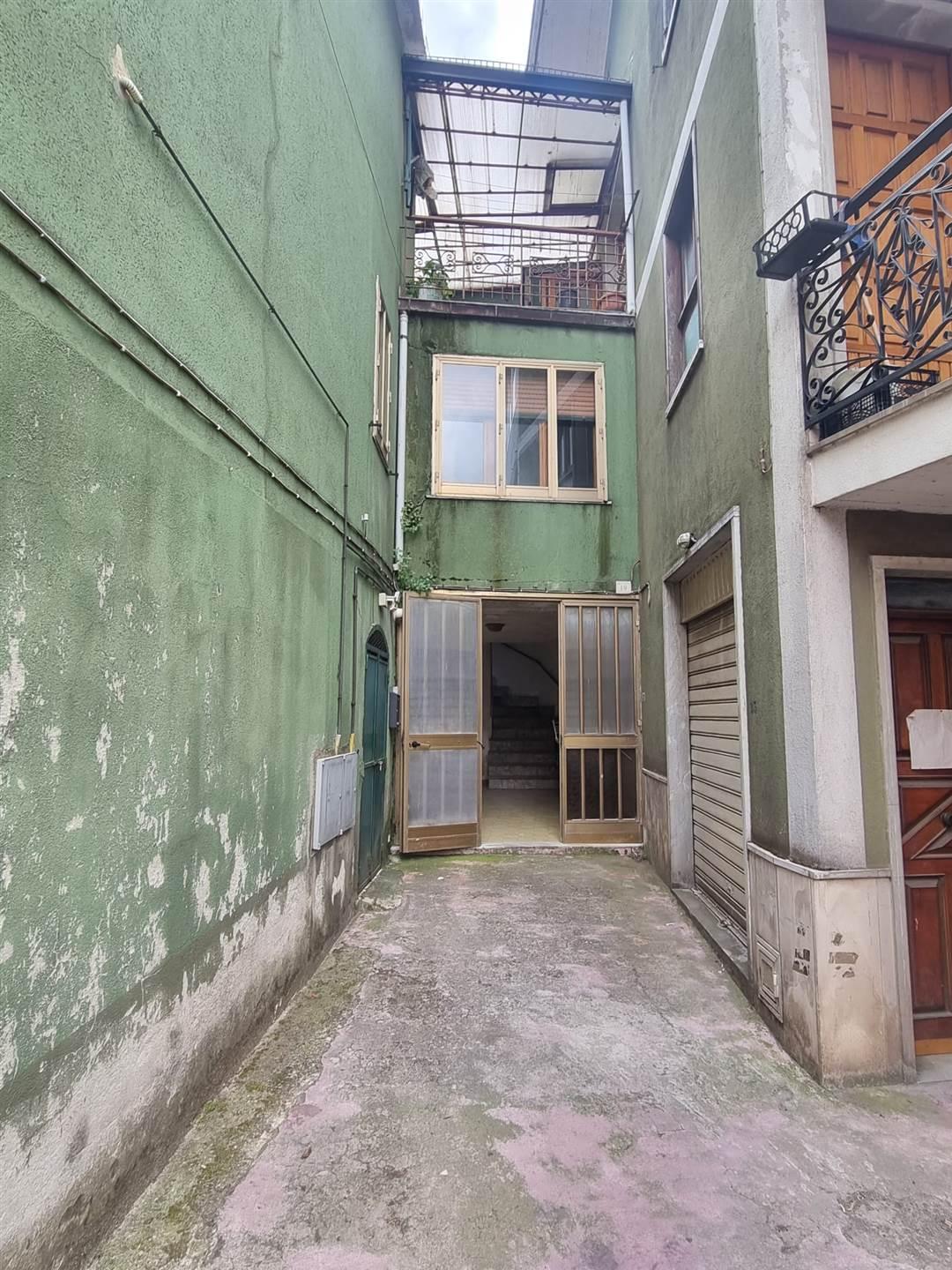 Quadrilocale in Via Pennetti, Volturara Irpina