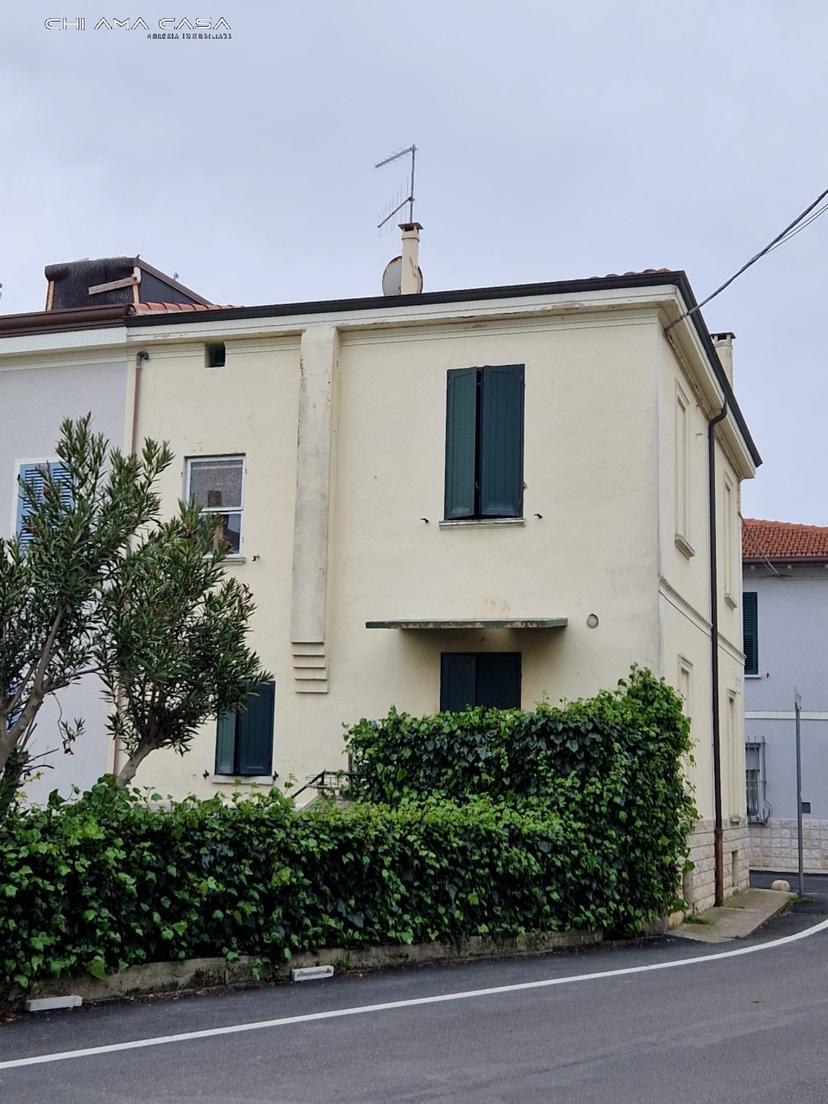Villa a schiera in Via per Soria, Pesaro — foto 2 di 5